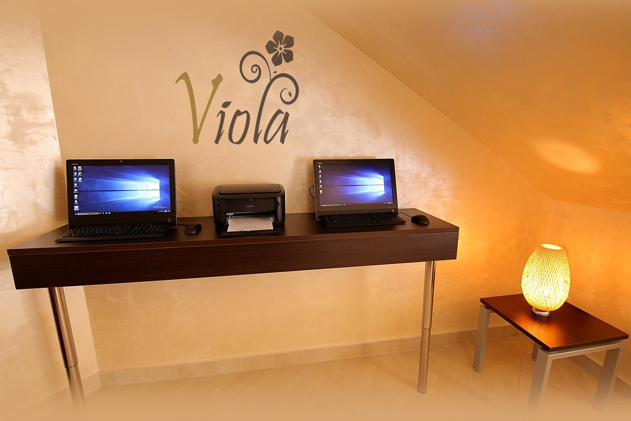 Viola Hotel Suites Аман Екстериор снимка